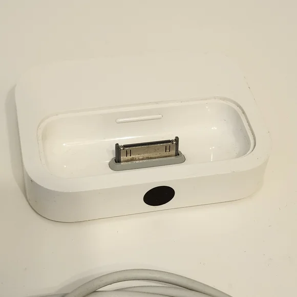 Apple iPod Universal Dock A1153 Remote A1156 30-Pin Cable Charger Tested Works